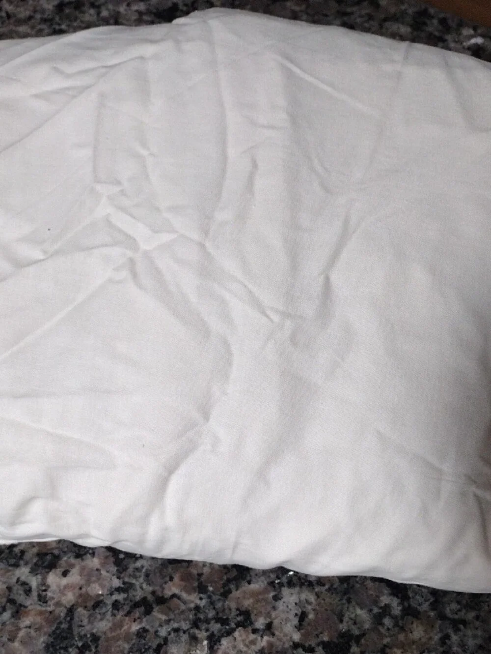 Nautica Classic Cream Queen Ruffled Bed Skirt New in package
